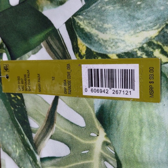 Gianni Bini "Eva" Palm Print Shorts - Picture 8 of 8